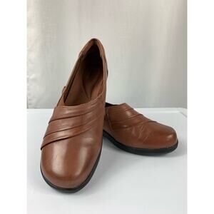 Clarks Esha Essy Flats Tan Low Heel Size 8